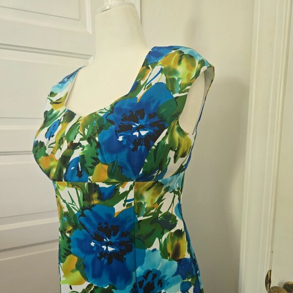 Ronni Nicole Slim Fitting Bust Accentuating Blue/Green Floral Summer Dress Sz 12 - Picture 3 of 10